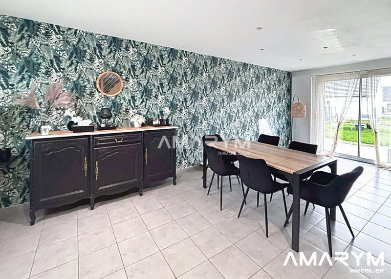 Maison - 92 m² - 5 pièces