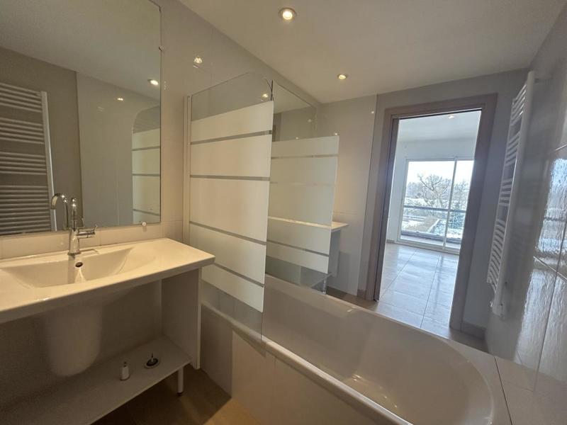 Appartement - 105 m² - 5 pièces