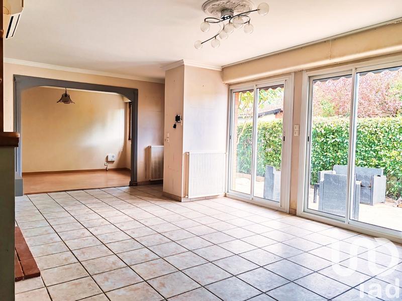 Maison - 98 m² - 5 pièces