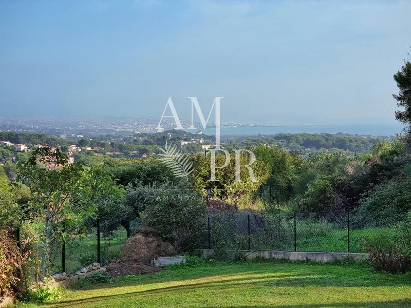 Villa - 215 m² - 8 pièces