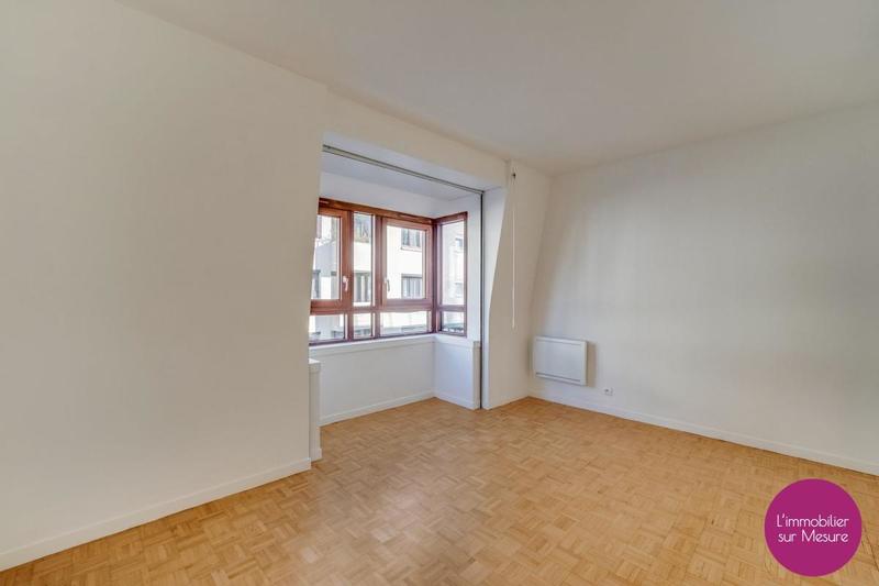 Appartement - 102 m² - 5 pièces