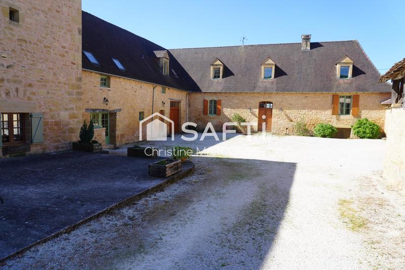 Maison - 560 m² - 17 pièces
