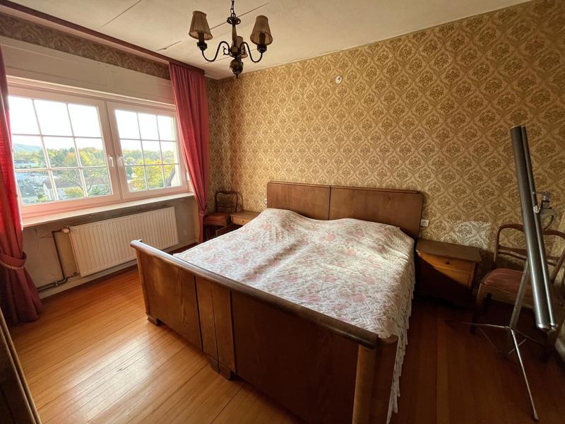 Maison - 212 m² - 8 pièces