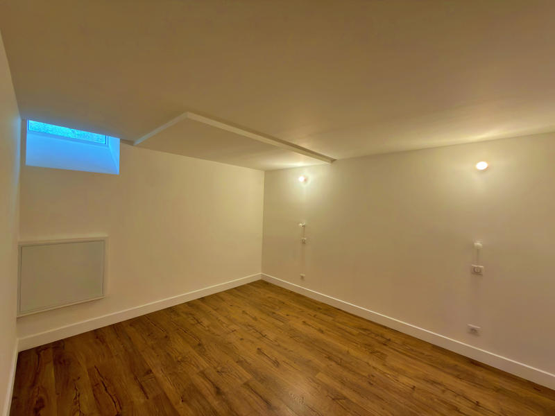 Loft - 104 m² - 4 pièces