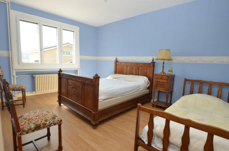 Maison traditionnelle - 139 m² - 6 pièces