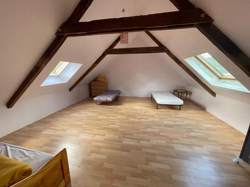 Maison - 225 m² - 8 pièces