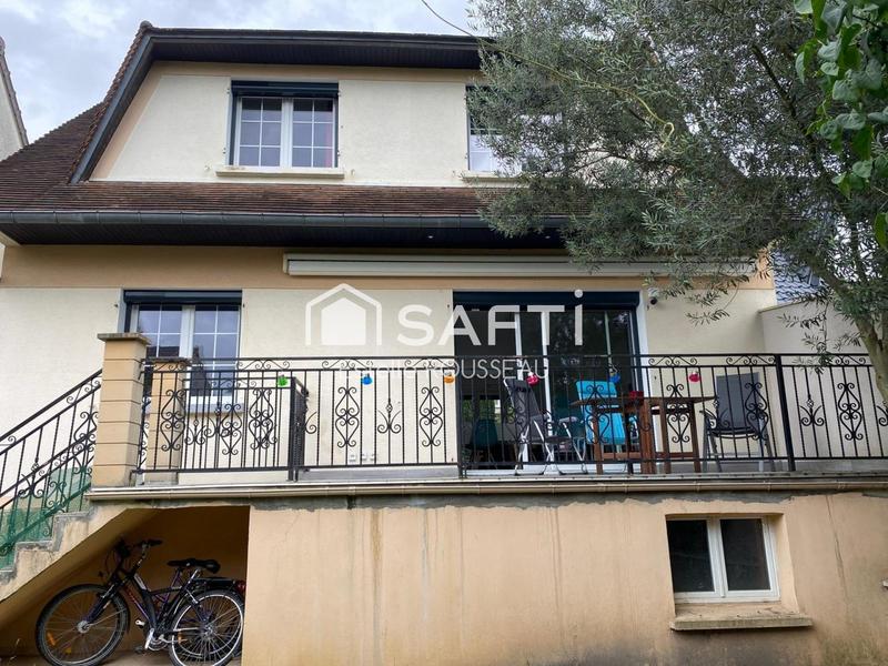 Maison - 145 m² - 8 pièces