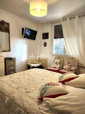 Appartement ancien - 50 m² - 3 pièces