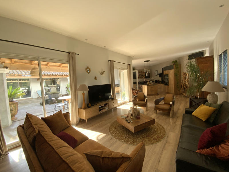 Maison - 168 m² - 6 pièces