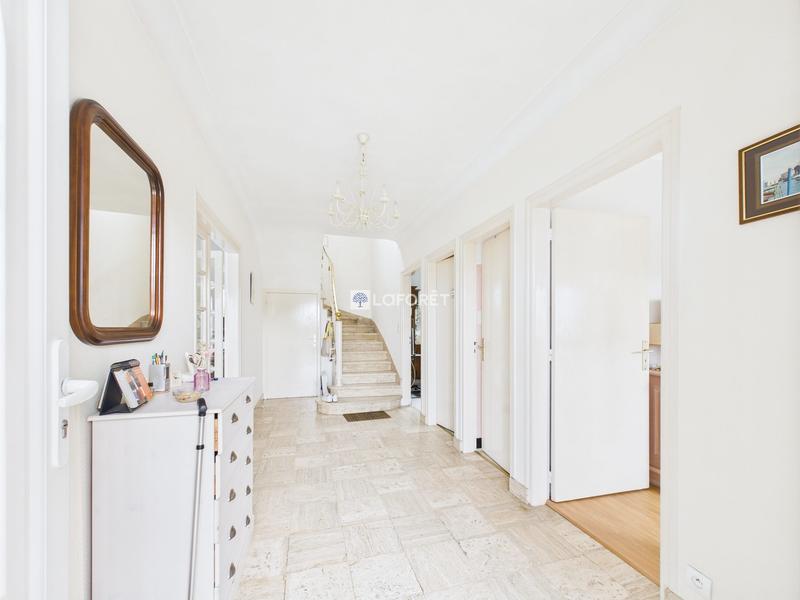 Maison traditionnelle - 134 m² - 6 pièces