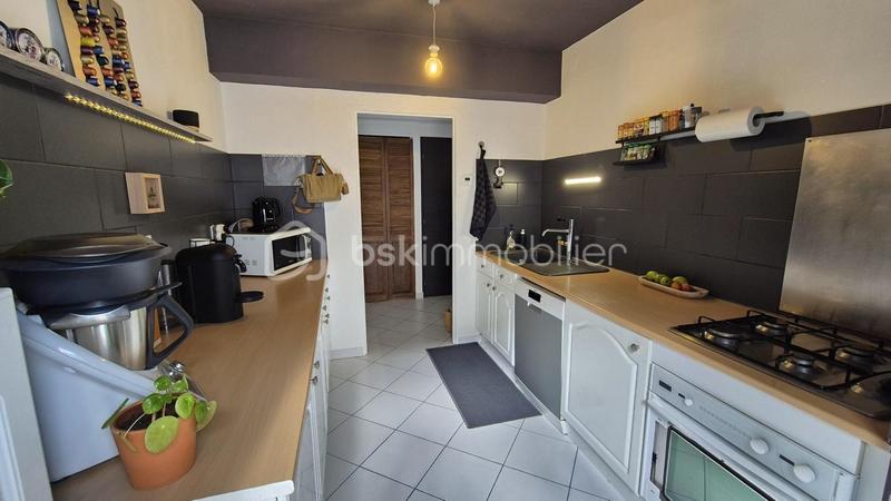 Maison de village - 97 m² - 6 pièces