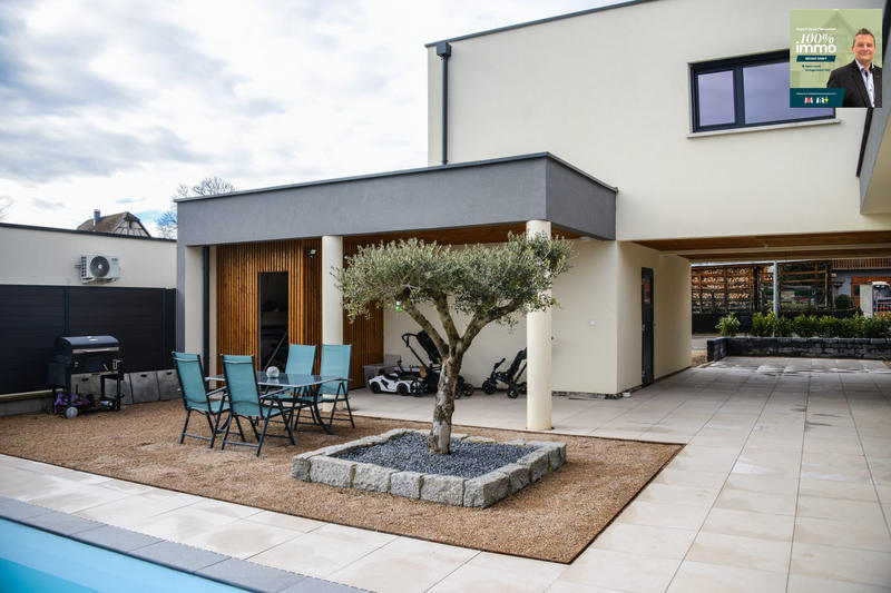 Maison - 170 m² - 6 pièces