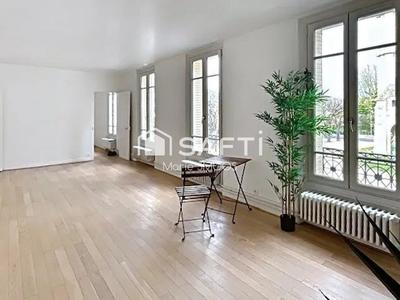 Appartement - 97 m² - 5 pièces