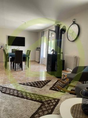 Maison - 80 m² - 4 pièces