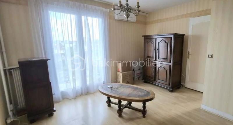 Appartement - 81 m² - 4 pièces