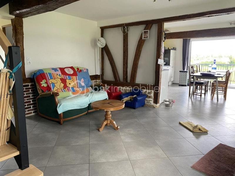 Maison - 98 m² - 5 pièces