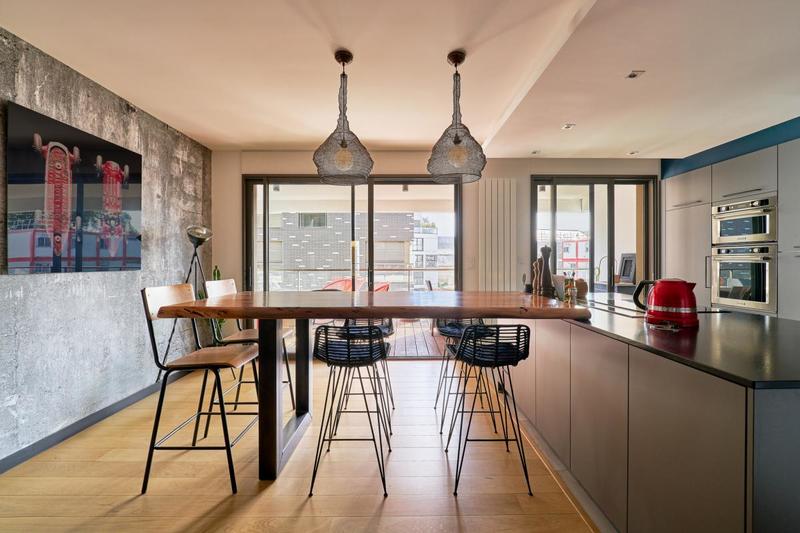 Appartement - 80 m² - 3 pièces