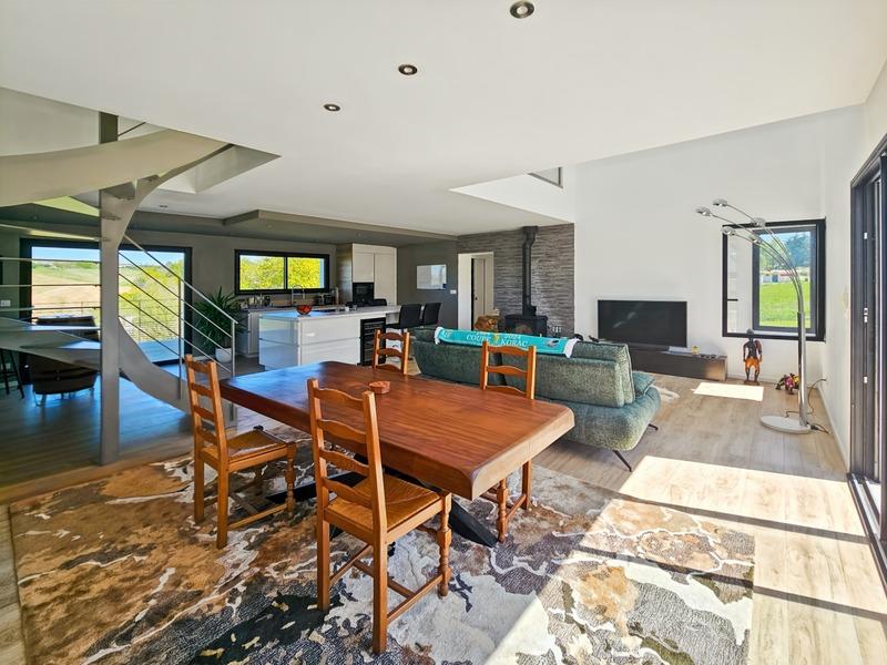 Maison - 149 m² - 5 pièces