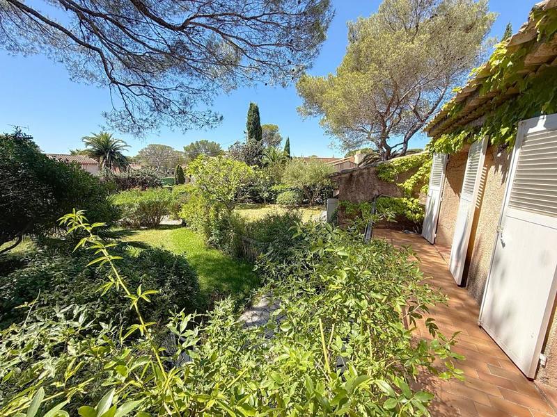 Maison - 177 m² - 7 pièces