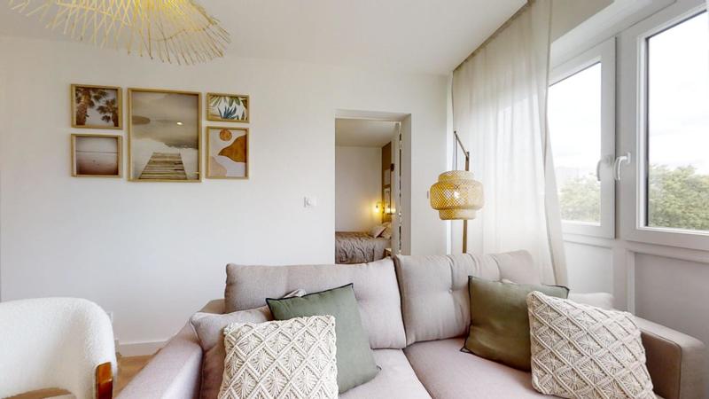 Appartement - 72 m² - 5 pièces