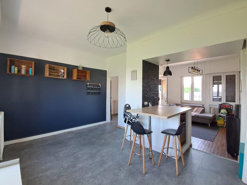 Maison - 90 m² - 4 pièces