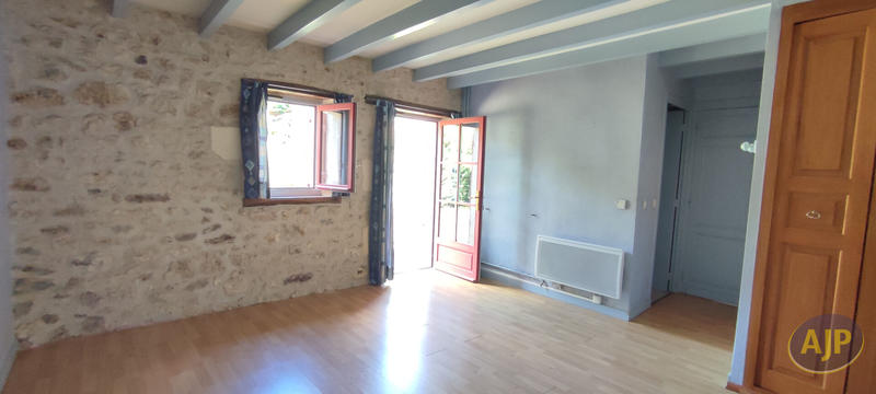 Maison - 236 m² - 7 pièces