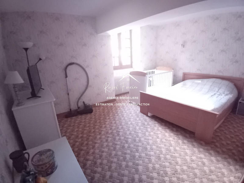 Maison ancienne - 180 m² - 5 pièces