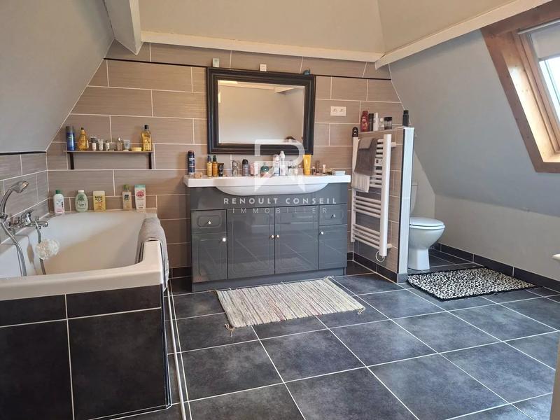 Maison - 123 m² - 5 pièces