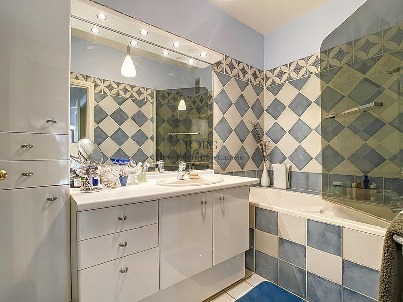 Appartement - 74 m² - 3 pièces