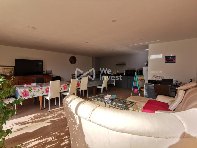 Maison - 200 m² - 6 pièces