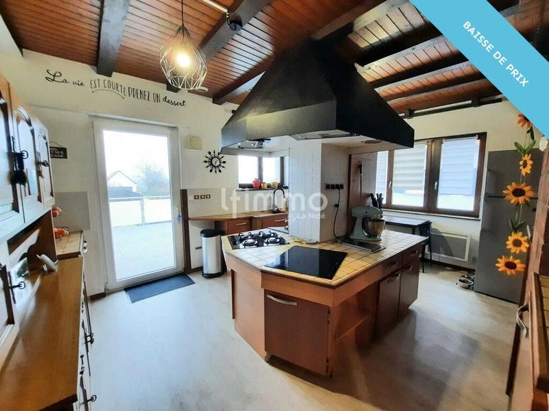 Maison - 211 m² - 7 pièces