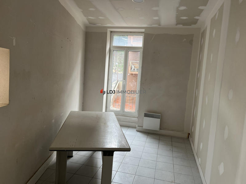 Appartement - 100 m² - 4 pièces
