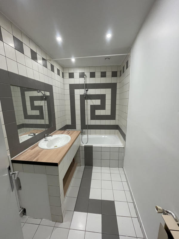 Duplex - 92 m² - 4 pièces