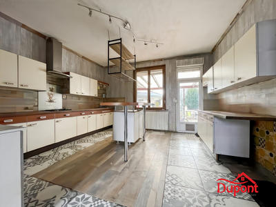 Maison ancienne - 157 m² - 7 pièces