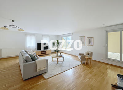 Appartement - 155 m² - 5 pièces