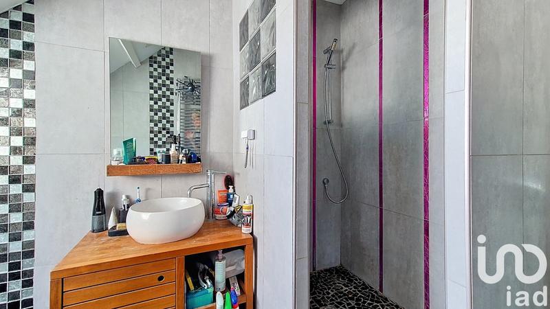 Maison - 340 m² - 9 pièces