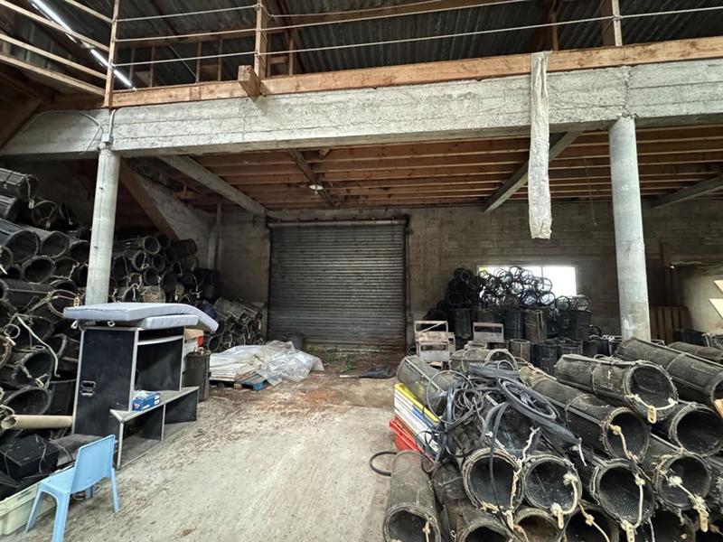 Local d'activité / Entrepôt - 2 497 m²
