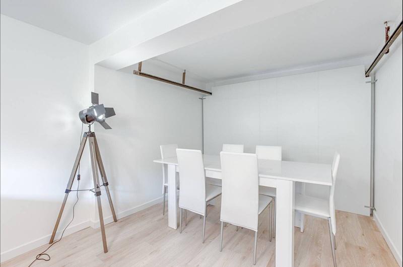 Appartement - 115 m² - 9 pièces