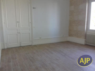 Immeuble - 7 pièces