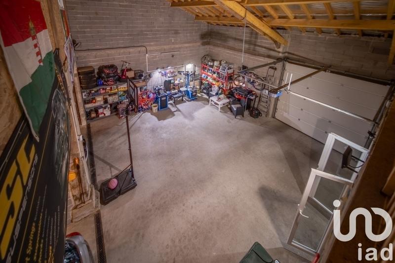 Maison - 191 m² - 7 pièces