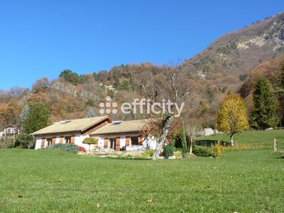 Maison - 142 m² - 6 pièces