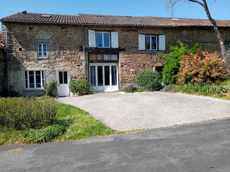 Maison - 306 m² - 8 pièces