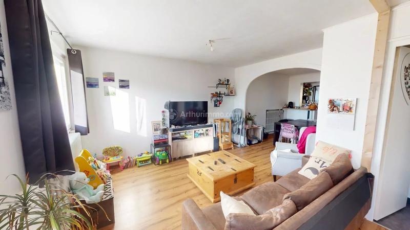 Maison - 157 m² - 8 pièces