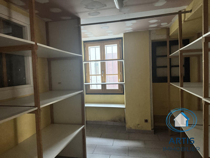 Local commercial - 77 m² - 3 pièces