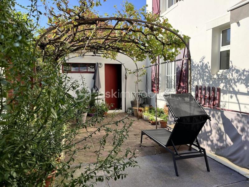 Villa - 174 m² - 7 pièces