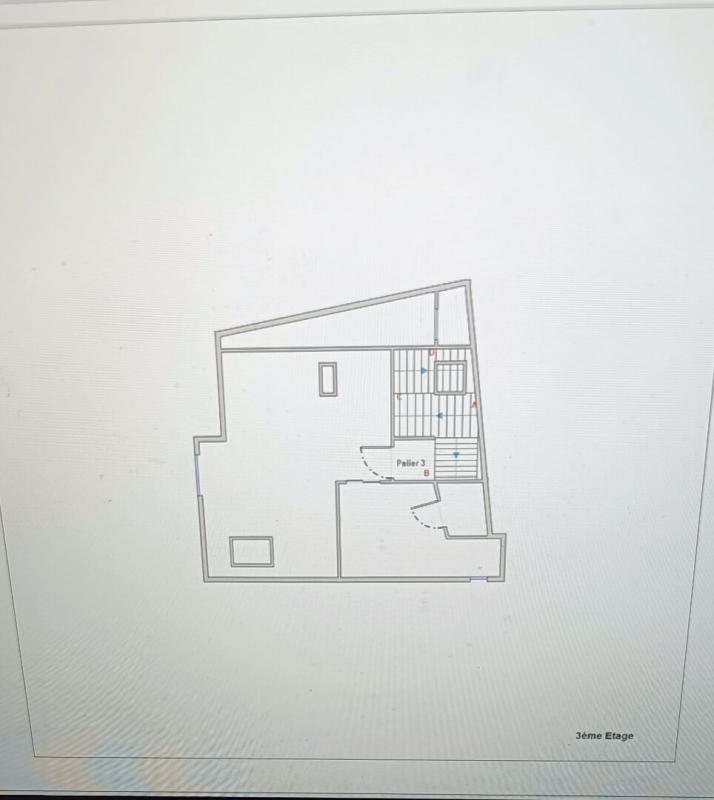 Immeuble - 109 m² - 7 pièces