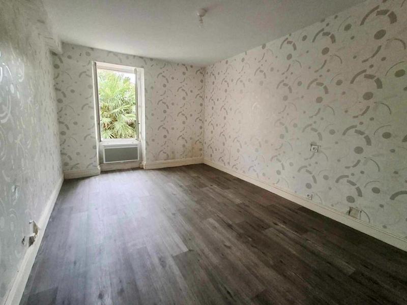 Maison - 191 m² - 7 pièces