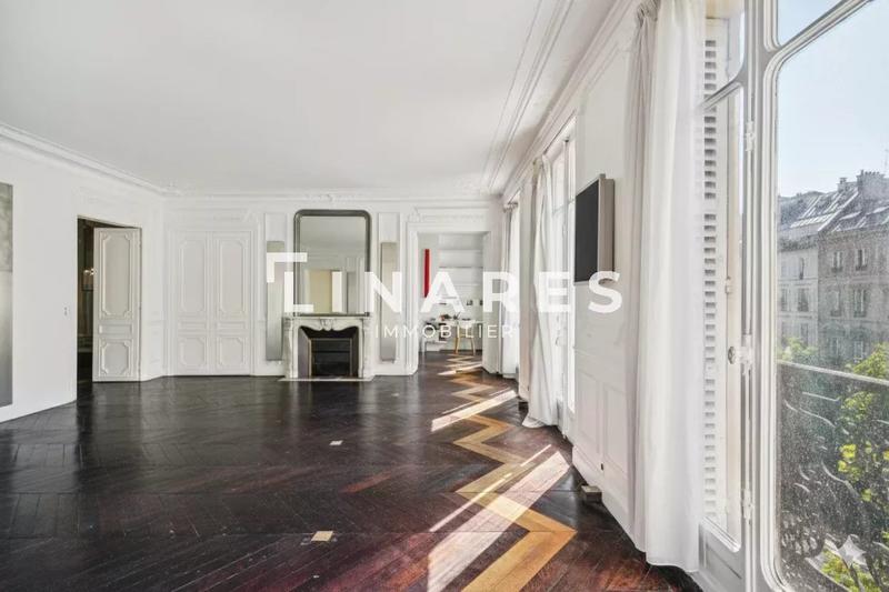 Appartement - 147 m² - 4 pièces