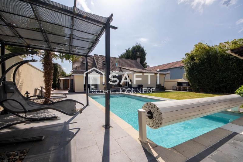 Maison - 208 m² - 7 pièces