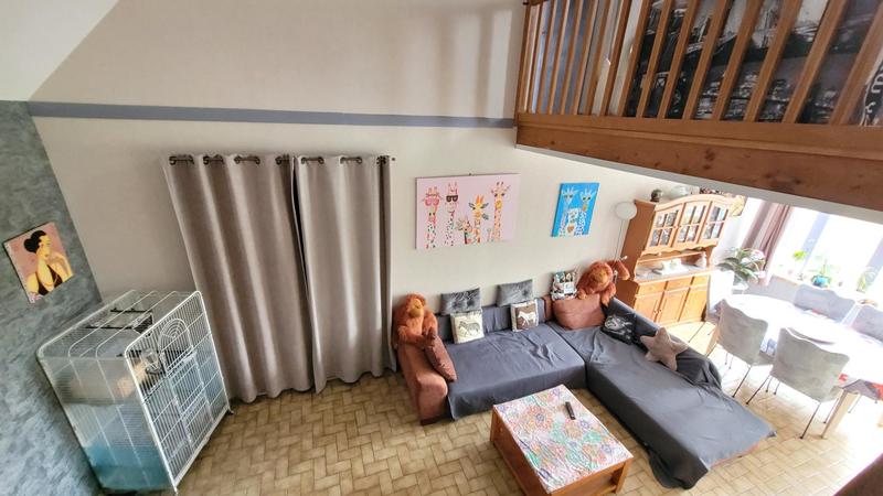 Maison - 243 m² - 11 pièces